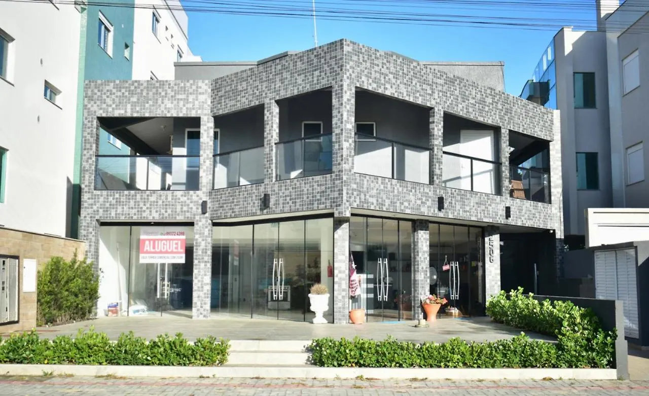 Residencial Melfi 3 Ap.8 Fundos location