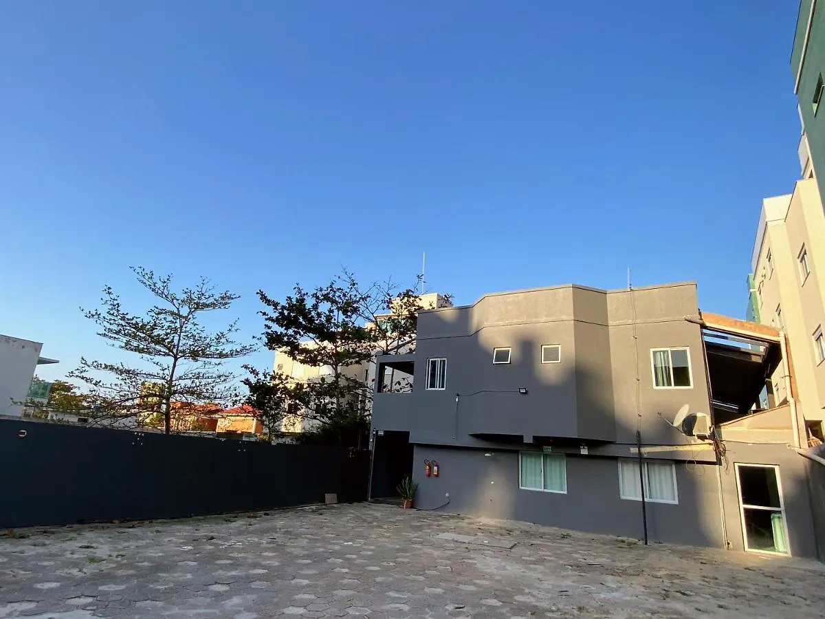 Residencial Melfi 3 Ap.8 Fundos Apartment Bombinhas